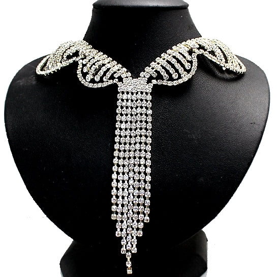 Generous Noble Banquet Wedding Crystal Silver Earring Necklace Set
