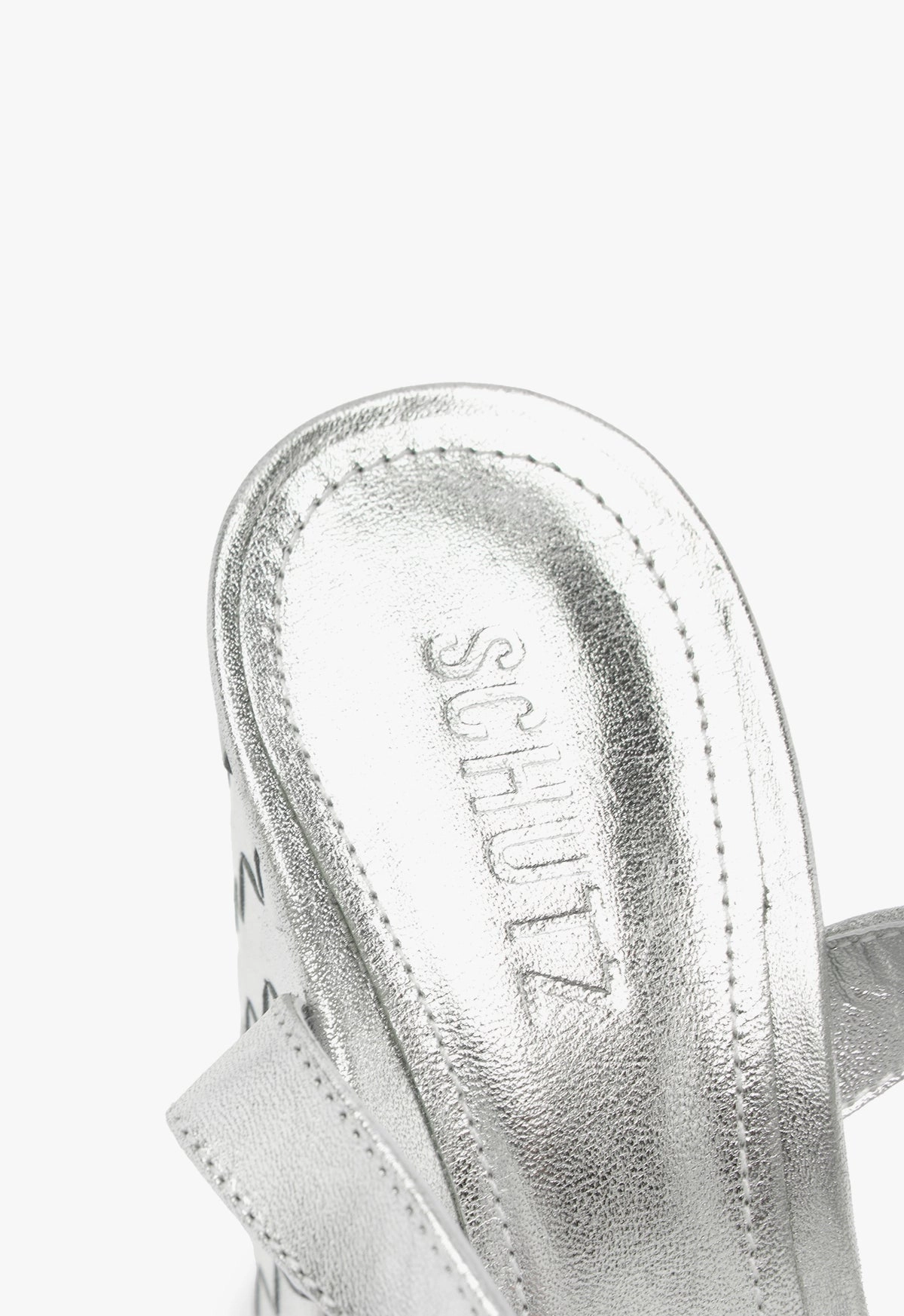 Kareena Knot Sandal