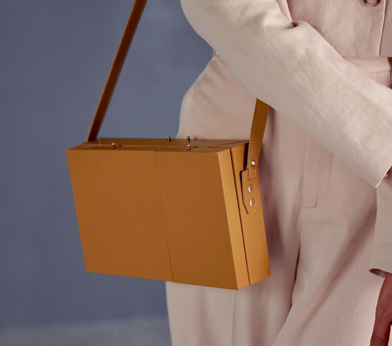 RADIO BAG 01