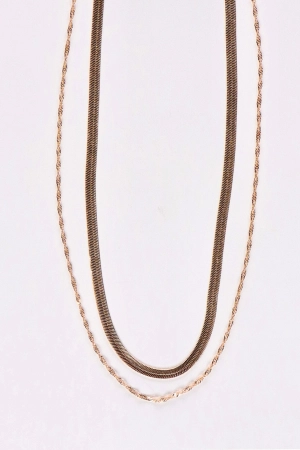 Shine On Label Serpent Necklace Set Gold